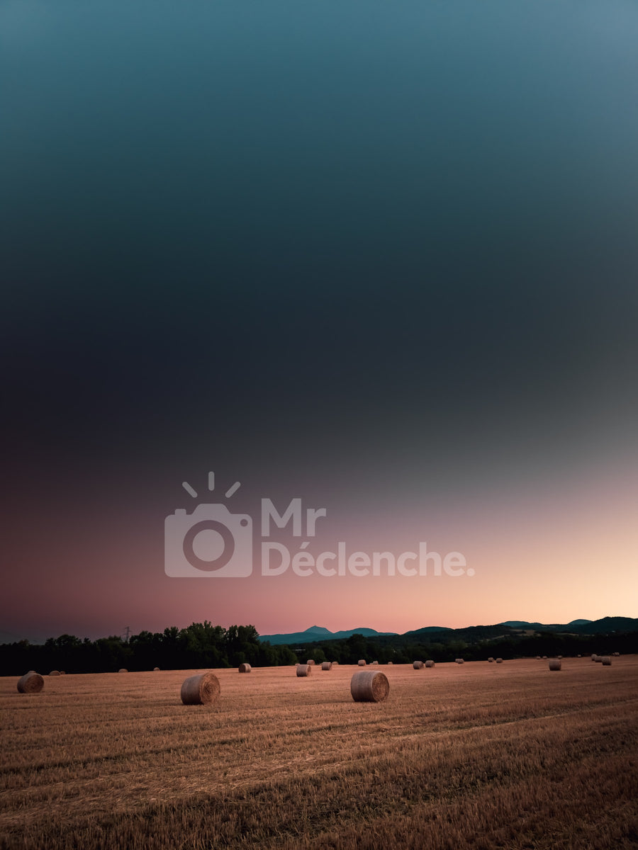 Hay bales on Alu Dibond