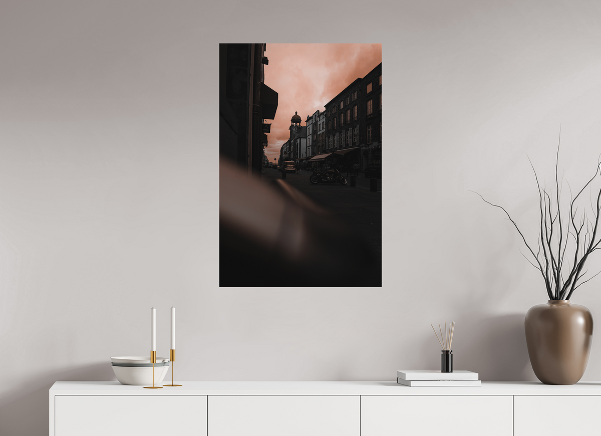 60 x 90 cm, Poster Fuji Crystal DP II mat Rue de Riom au crépuscule